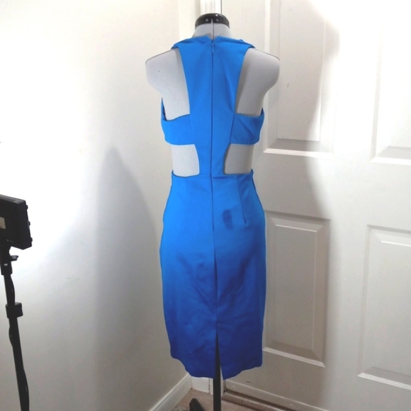 Baby Sz Sp Royal Blue Cut Out Dress , midi with Deep V - Picture 5 of 7